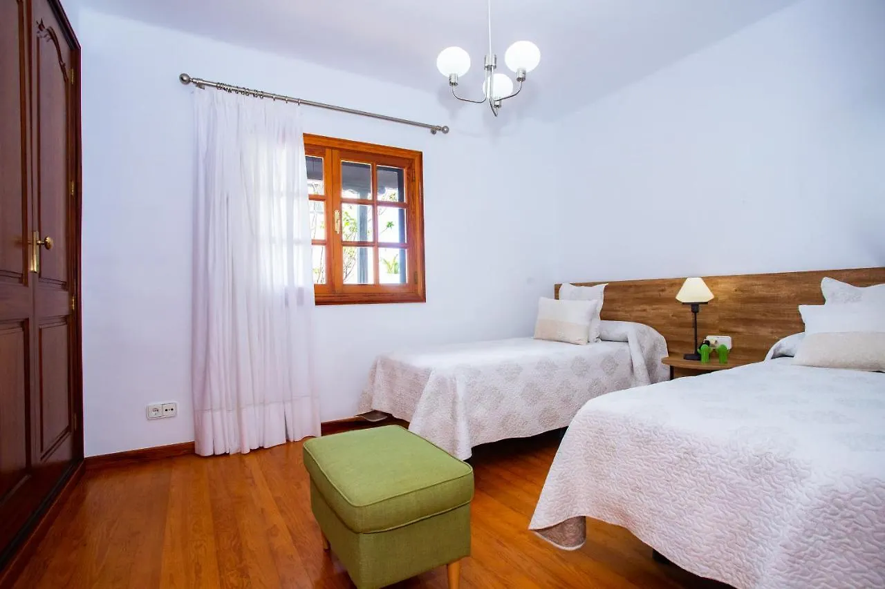 Villa Casa Seara Piscina, Wifi y 400 metro de la playa, Arrecife