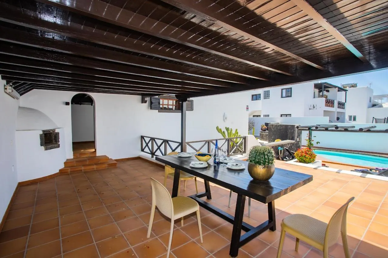 Villa Casa Seara Piscina, Wifi y 400 metro de la playa, Arrecife  España