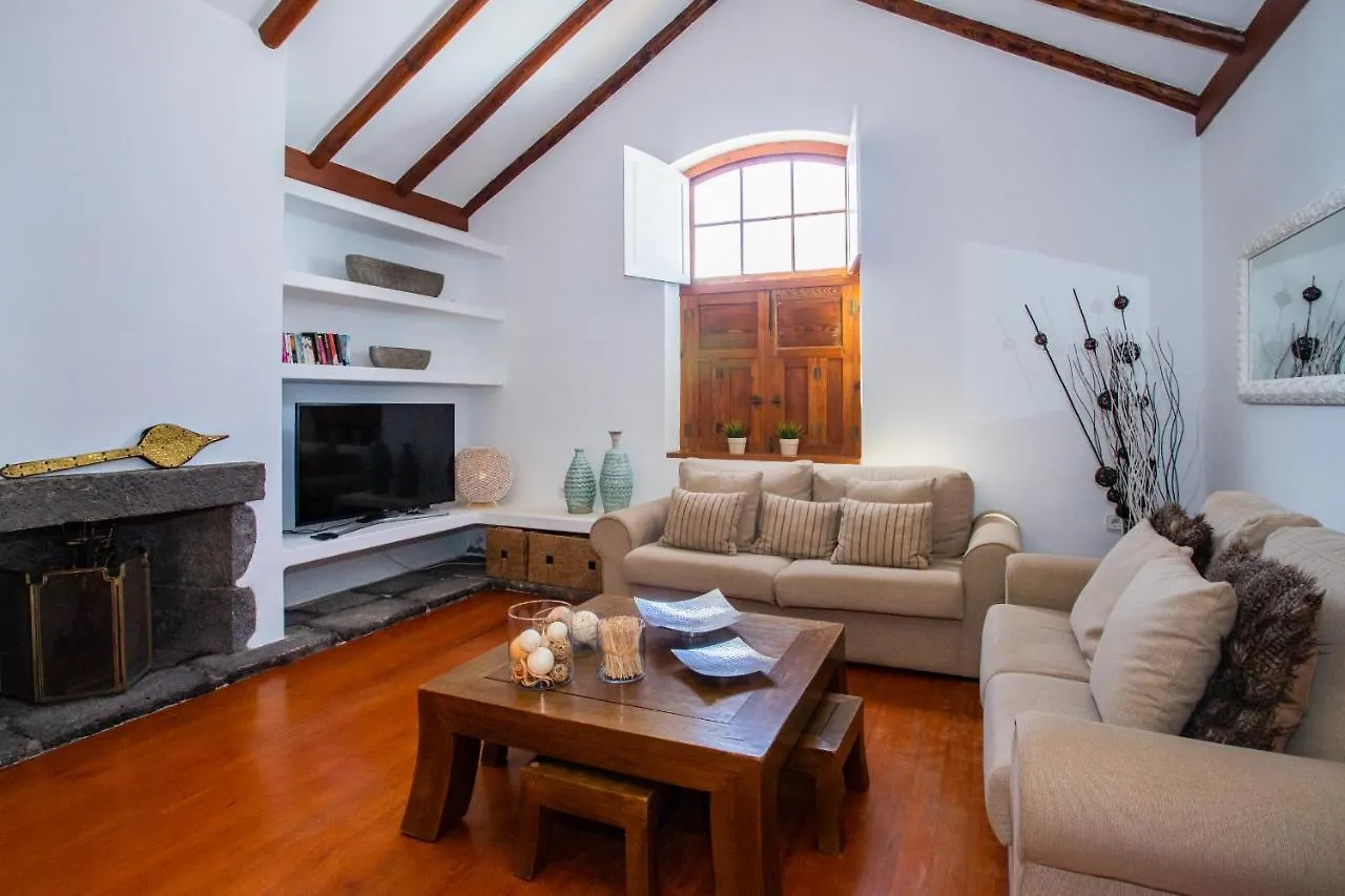 Villa Casa Seara Piscina, Wifi y 400 metro de la playa, Arrecife  Arrecife (Lanzarote)